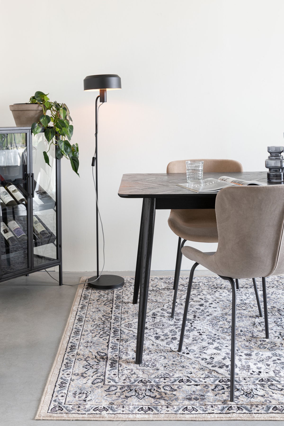 Tafel Fabio 180x90  Zwart