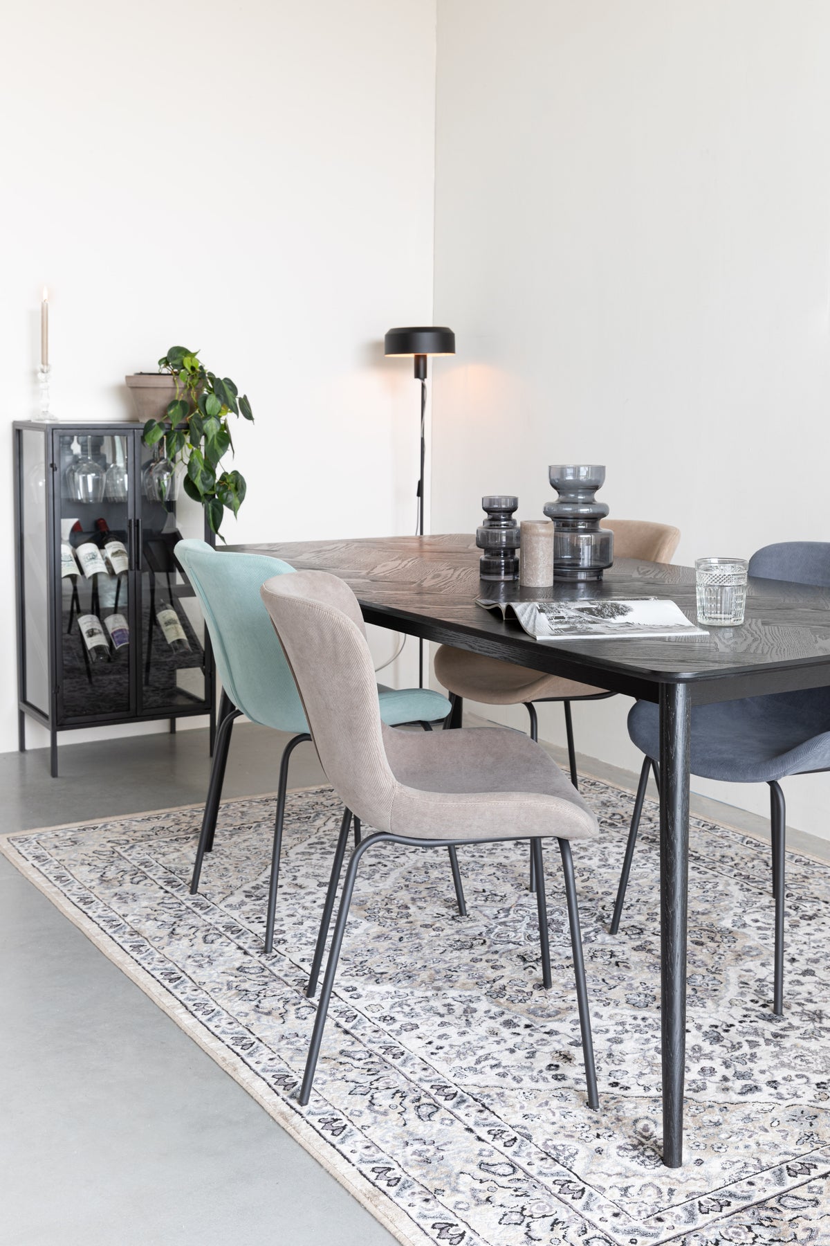Tafel Fabio 180x90  Zwart